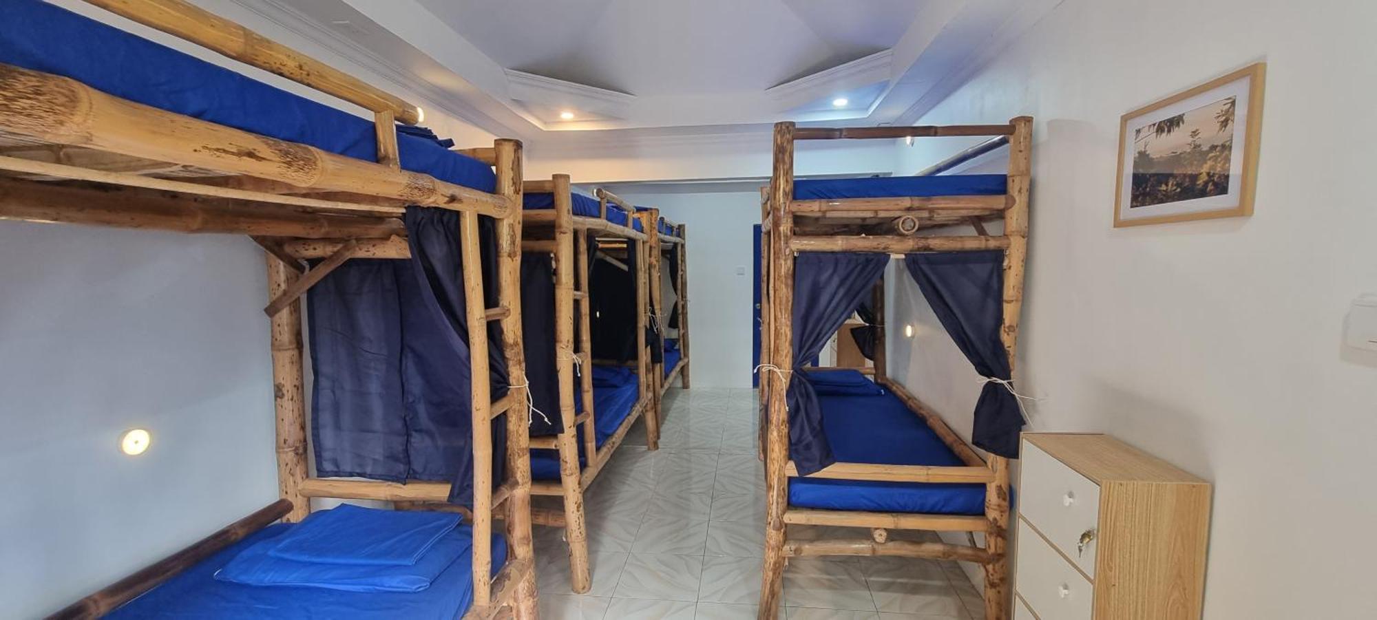 הוסטל סאן ג'ואן Blue House Backpackers Siquijor מראה חיצוני תמונה