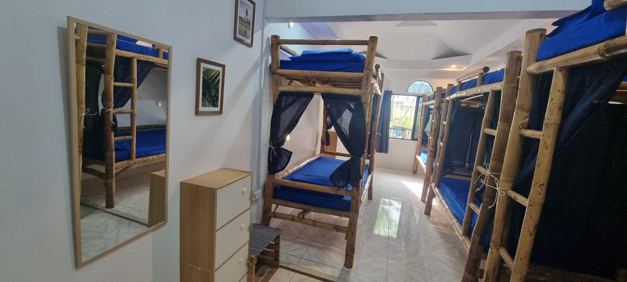הוסטל סאן ג'ואן Blue House Backpackers Siquijor מראה חיצוני תמונה