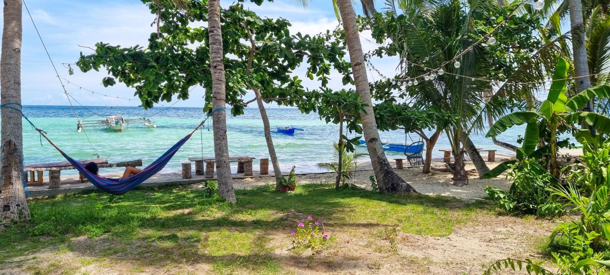 הוסטל סאן ג'ואן Blue House Backpackers Siquijor מראה חיצוני תמונה