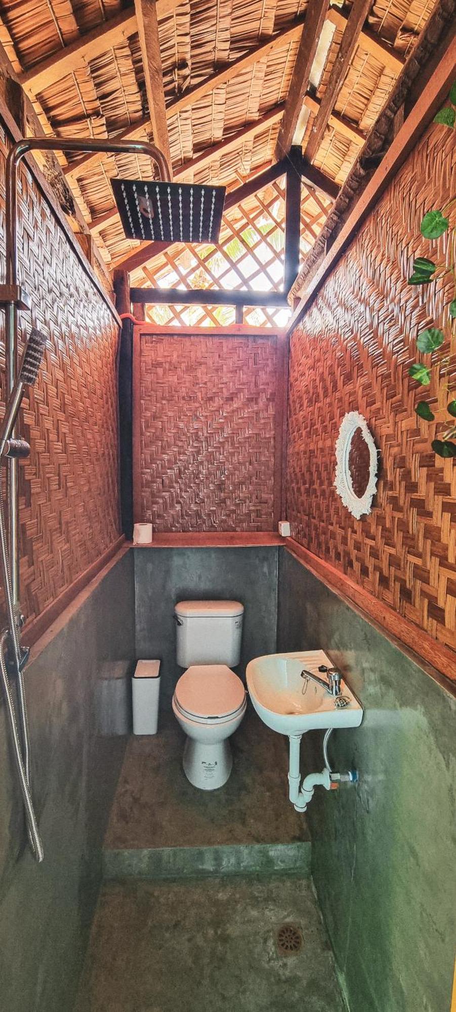 הוסטל סאן ג'ואן Blue House Backpackers Siquijor מראה חיצוני תמונה